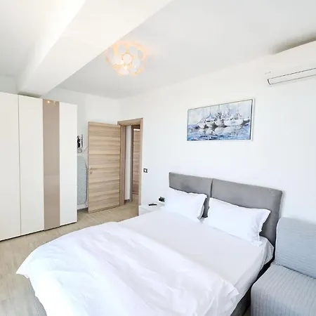 Dream By Cb Seafront In & Pools Lejlighed *