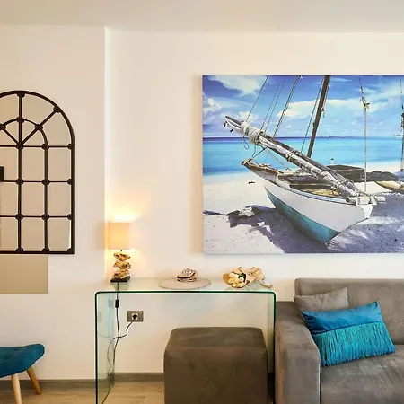 Dream By Cb Seafront In & Pools *