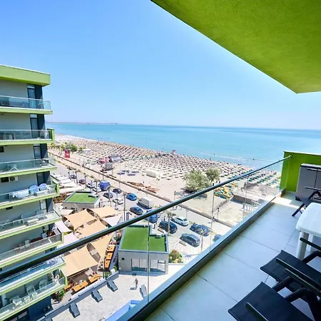 Dream By Cb Seafront In & Pools Apartamento