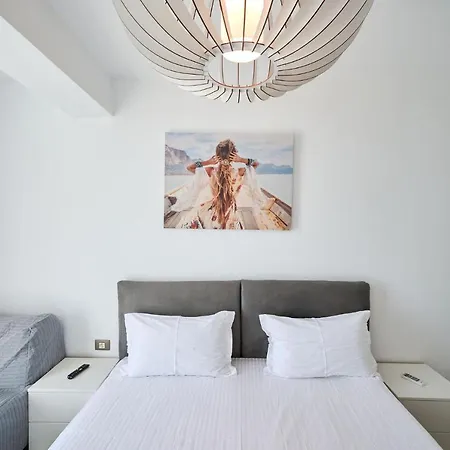 Dream By Cb Seafront In & Pools *